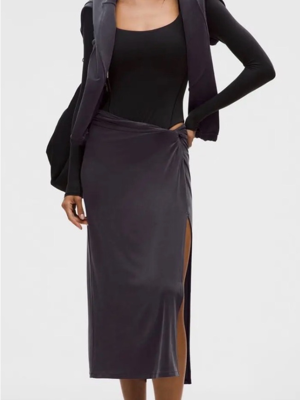 Lululemon Drapey Softstreme midi skirt / Nightmoth/ XS